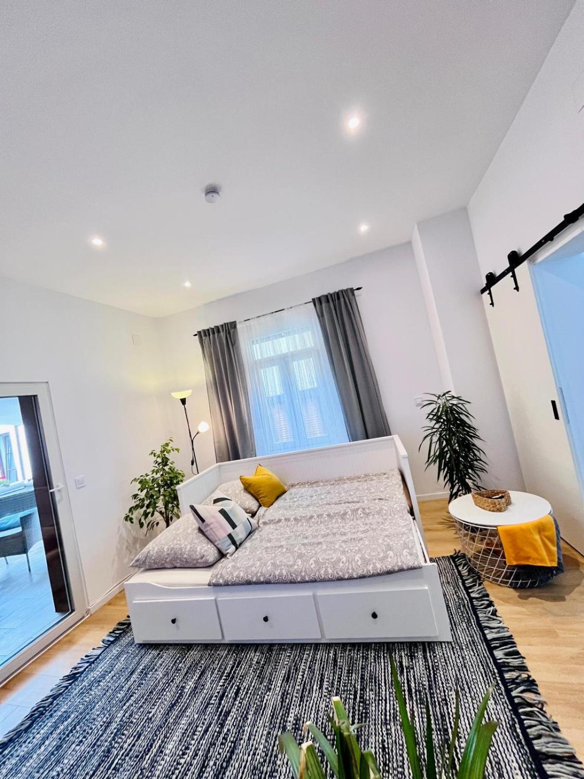 -1-Zentral-Traumwohnung-Rhein โอเบอร์เวเซิล ภายนอก รูปภาพ