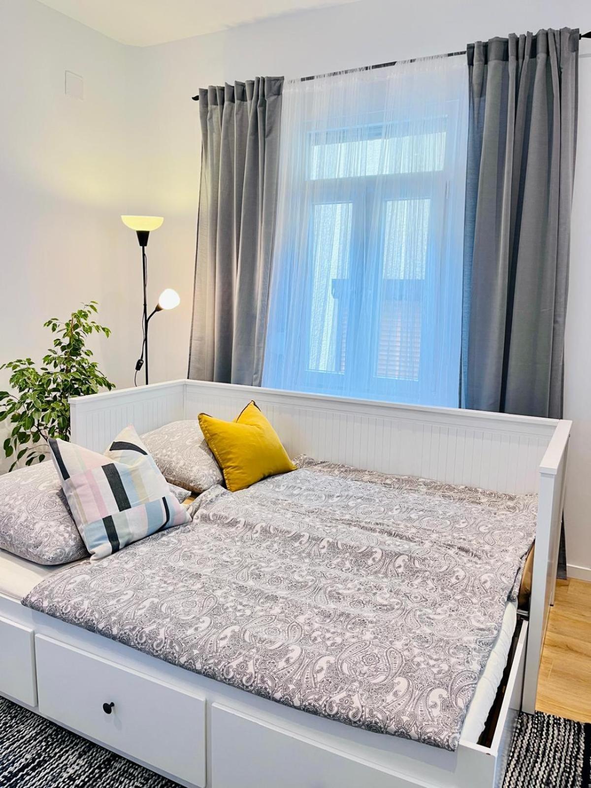 -1-Zentral-Traumwohnung-Rhein โอเบอร์เวเซิล ภายนอก รูปภาพ